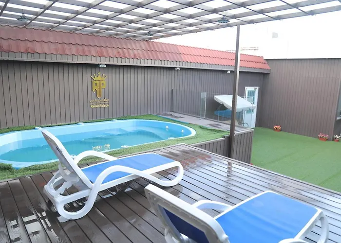 Relaxe Palace