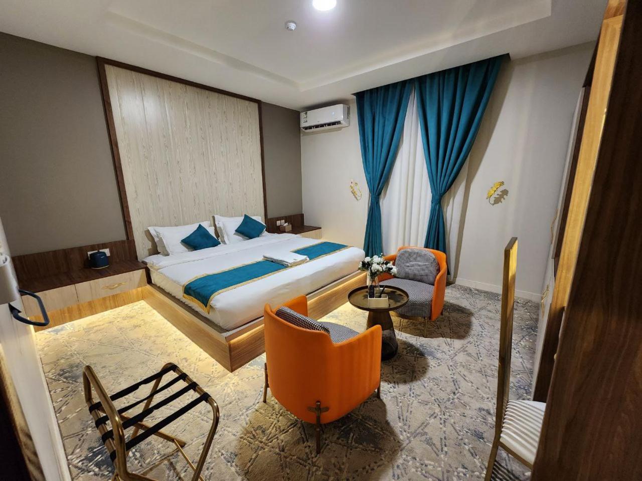 Relaxe Palace